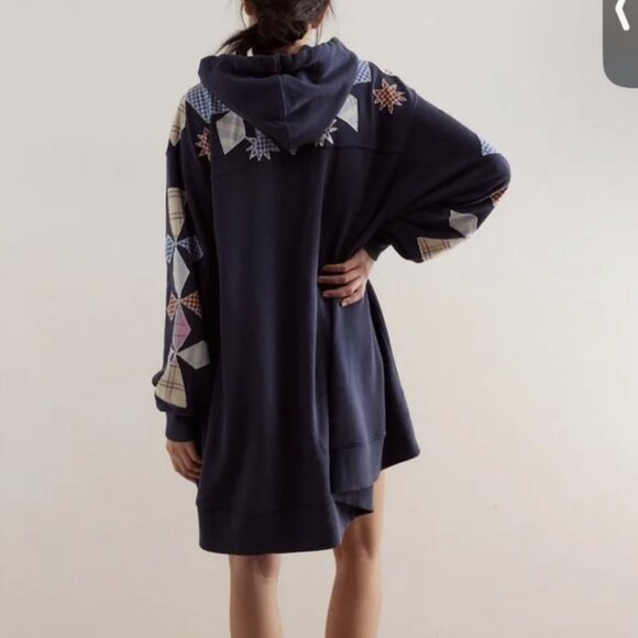 Free People Saint Sweatshirt, New Size Small, Blue Combo - Picture 4 of 6